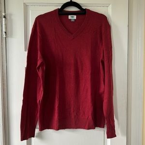Men’s Old Navy V-Neck Sweater, Size Medium, Color Burgundy Red/Dark Red